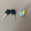 H0601-3AW0A es adecuado para el cilindro de la cerradura de la puerta delantera izquierda del Nissan Sunny Versa (2010-2019), y viene con dos llaves