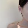 Pendientes de perla pequeña, sencillos y de estilo japonés-coreano, con agujeros para las orejas, exquisitos y elegantes, para mujer.