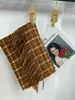 Cachecol Xadrez de Imitação de Caxemira para Outono e Inverno Feminino Estudantes, Versátil Estilo Britânico Retrô Estilo Coreano Estilo Casal Cachecol de Dupla Utilização
