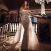 Vestido de Casamento Romântico Branco Puro Novo Estilo de Verão com Decote de Uma Alça Cintura Marcada para Meninas, Luxuoso e Requintado, Venda Direta do Fabricante