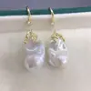 Aretes de Perlas de Agua Dulce Naturales con Exquisito y Sencillo Diseño de Hoja, Estilo Cola de Pez, Ganchos para Oreja de Perla Locke, Venta al por Mayor y Dropshipping