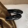 Versión de piel de vaca mocasines de suela gruesa para mujer sin cordones Arco del Triunfo zapatos pequeños de cuero estilo académico británico tacón grueso zapatos de cuero genuino de una sola pieza