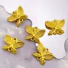 Handmade diy pulseira asas de borboleta espaçador tridimensional oco borboleta através do buraco frisado pingente liga acessórios de jóias
