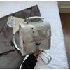 Bolso de Mano Cuadrado Moderno y Versátil para Mujer 2025 Nuevo Nicho Mochila de Alta Gama Bolso para Viaje Ligero Bolso de Hombro