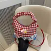 Bolso de Axila con Lazo de Diseño de Nicho para Mujer 2026 Nuevo Estilo Bolso de Mano de Hombro Cruzado Moderno Bolso Baguette Dulce
