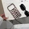 Funda popular estilo coreano con estampado de cebra adecuada para iPhone 18 Pro Max, iPhone 16 Pro e iPhone 17 para mujeres