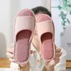 Chinelo de Casa Listrado de Algodão e Linho para Homens e Mulheres, Para o Ano Todo, Chinelos Antiderrapantes e Respiráveis no Atacado