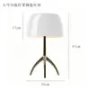 Lámpara de mesa de casa modelo, lámpara creativa, lámpara de pie simple y nueva para estudio, lámpara de pie negra, estilo chino para dormitorio y sala de estar