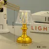 Lámpara de mesa pequeña de estilo europeo con pantalla de cristal en forma de diamante, luz ambiental de mesita de noche, adorno decorativo de escritorio, recuerdo, regalo de cumpleaños