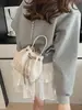 Bolso de Mano Pequeño para Mujer 2025 Nuevo Primavera Bolso Cubo con Cordón Versátil Estampado de Flores Bolso Cruzado con Cadena Ins