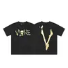 VLONE FOG Trendy Brand Big V Mother Logo Cherry Blossom Manga curta Esboço Bordado Lip Print Graffiti Print Camiseta
