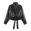 Ins atacado de roupas femininas estilo europeu e americano 2026 Outono Novo Jaqueta com Cinto Efeito Couro Outerwear 1255712
