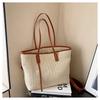 Bolsa de Palha Grande Capacidade 2025 Verão Simples Portátil Elegante Casual Pequena Fresca e Moderna Bolsa de Ombro para Mulheres