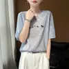 Camiseta feminina de verão novo estilo, resistente, gola redonda, linho de bambu, manga curta, bordada com pônei, corte solto, fina, moderna, simples, transfronteiriça
