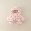 Jaqueta de Algodão Estilosa para Bebê Roupas de Algodão Roupas de Algodão de Inverno para Meninas Roupas de Inverno 2026 Nova Jaqueta Acolchoada Quente com Forro de Veludo para Crianças