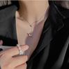 Collar con colgante de mariposa para mujer, diseño de nicho, estilo frío, cadena de clavícula para mujer, moda japonesa y coreana, simple y elegante.