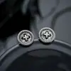 Pendientes de Racimo Completamente Diamantados de Nuevo Estilo Transfronterizos para Hombres, Modernos y Versátiles, Pendientes de Flor de Iris de Alta Gama en Forma de Cruz para Mujeres