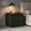 Mesa de Cabeceira Estilo Vintage Creme para Quarto de Casa, Novo Modelo 2026, Luxo Leve com Sensação de Alto Padrão, Pequeno Armário de Armazenamento ao Lado da Cama