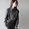 Camisa Gris en Capas para Mujer 2025 Otoño Diseño de Capas Internas Camisa Nicho Top Francés de Alta Gama