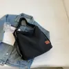 Bolsa de Lona para Mujer, Gran Capacidad, Nuevo Modelo 2026, Bolso de Hombro Cruzado Texturizado Otoño e Invierno, Bolso Tote para Viajes Transfronterizos