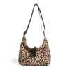 Bolso de Lona con Estampado de Leopardo de Gran Capacidad Transfronterizo para Mujer 2026 Nuevo Versátil Bolso de Hombro Único Moda Viaje Bolso Cruzado Venta al por Mayor