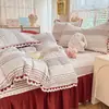 Conjunto de Colcha de Cama Renda Celebridade da Internet 2026 Outono/Inverno Multifuncional, Colcha Jacquard Tingida em Fio com Sensação de Nuvem, Conjunto de Quatro Peças