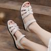 Sandalias de moda Zapatos planos antideslizantes para madres de mediana edad y mayores verano exterior casual Velcro hueco pedrería zapatos de mujer