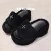 Suela extra gruesa~Pantuflas peludas de moda y con estilo con diseño de cruz para mujer, perfectas para otoño e invierno, versátiles para usar tanto en interiores como en exteriores, y con un diseño de una sola tira.