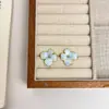 Brincos Florais Coloridos Puros de Design de Nicho Estilo Medieval para Mulheres Novos Versáteis de Luxo Acessível