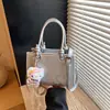 2026 Bolso Cuadrado Pequeño de Nuevo Estilo Coreano de Diseño Nicho para Mujer, Bolso Cruzado, Bolso de Mano de Moda y Sencillo