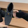 Zapatos de Algodón Grises de Boca Profunda con Aumento Oculto de Altura, Zapatos Negros Retro Slip-On de una Sola Pieza, Zapatos Mary Jane con Forro de Felpa para Otoño e Invierno
