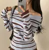 Estilo Nuevo Coreano Invierno Nuevo Retro Simple Rayado de un Hombro Descubierto Jersey Descubierto Hombro Blanco Crudo Talla Única