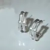 Pendientes de aro circulares de metal francés, nuevos y modernos, con diseño de nicho, únicos y elegantes, para mujer, con cara pequeña.
