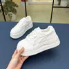 Nuevos Zapatos Casuales Blancos de Moda Primavera y Otoño para Mujer, Estilo Coreano Estilo Ins, Zapatos Casuales para Estudiantes Mujeres, Transfronterizo