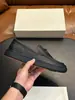 Zapatos mocasines para hombre estilo europeo y americano STN, diseño de borla de lujo ligero, cuero suave, suela gruesa, mocasines populares para el trabajo transfronterizo