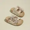 Sandalias de Cuero Suave Estilo Birkenstock 2026 Verano Nuevo Fuegos Artificiales Vacaciones Estilo Birkenstock de Suela Gruesa sin Cierre para Mujer