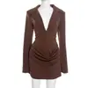 C25Ds305 Vestido Mini Elegante de Cor Pura com Gola Lapela e Pregas para Outono e Inverno, Estilo Europeu e Americano, para Mulheres