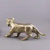 Adorno de Mascota Tigre de la Fortuna de Latón Sólido, Artesanía Zodiacal de Mano, Decoración de Escritorio para Sala de Estar y Oficina