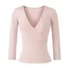 26037-Camiseta Fashionável Estilo Europeu e Americano com Decote V Versátil de Manga Três Quartos para Mulheres 2025 Nova Sexy Afinando Camisa Base Top