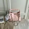 Bolso Cubo de Nicho Estilo Coreano para Mujer 2026 Nueva Moda Bolso de Mano con Cadena Bolso Cruzado para Viajes Diarios Bolso de Hombro de Gran Capacidad
