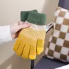 Guantes de pantalla táctil estilo coreano para Otoño e Invierno, guantes retro versátiles para mujer, guantes de punto de cinco dedos con contraste de color para estudiante, guantes gruesos de ciclismo para pareja