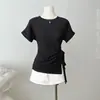 2026 Novo Estilo de Verão Elegante e Estiloso Blusa com Decote Redondo que Afina a Cintura e Valoriza a Silhueta com Design de Amarração e Mangas Curtas Camiseta