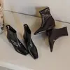 Botines cortos para mujer con aumento de altura interior, hechos de piel de vaca de capa superior, nuevo estilo otoño e invierno, piel genuina, puntera cuadrada, tacón medio, con cremallera trasera, botines cortos ajustados para mujer