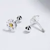 Aretes de Margarita para Mujer Simples de Plata de Ley 925 Patrón de Tapa de Rosca ins Clavos de Oreja Pequeños y Exquisitos Aretes de Flor