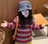 Conjunto para niña: Camiseta de Manga Larga, Nuevo Estilo Otoño 2026, Conjunto de Dos Piezas para Niños con Camisa Rayada Multicolor y Pantalones Amarillos