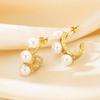 Sencillos aretes de acero inoxidable con forma de C y perlas de alta gama al por mayor para mujer, moda, lujo ligero, forma especial