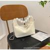 Bolso pequeño de mano estilo coreano para mujer 2024 nueva moda nicho cadena bolso bandolera popular popular popular bolso para ir al trabajo