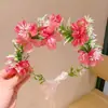 Diadema Corona de Flores Estilo Bosque Super Hada, Producto Terminado Estilo Hada con Flores Realistas, Adorno para la Cabeza que Mejora el Ambiente, Accesorio para Fotos, Accesorio Floral para el Cabello