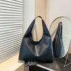 Bolsa Casual Retro de Grande Capacidade para Mulheres 2025 Nova Popular Simples Cor Pura Estilo Estrangeiro Bolsa de Ombro Bolsa Tote Tecida
