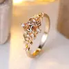Anillo Elegante Vintage Rongxing con Patrón Hueco y Decoración de Circonita Sintética Brillante, Adecuado para Bodas y Fiestas